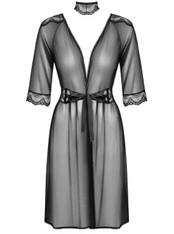 Czarny peniuar i koronkowy choker